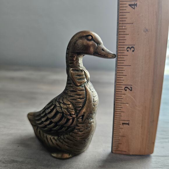 Vintage Solid Brass Duck Figurine Collectible Goose Home Decor Bird Mid Century - Picture 10 of 11